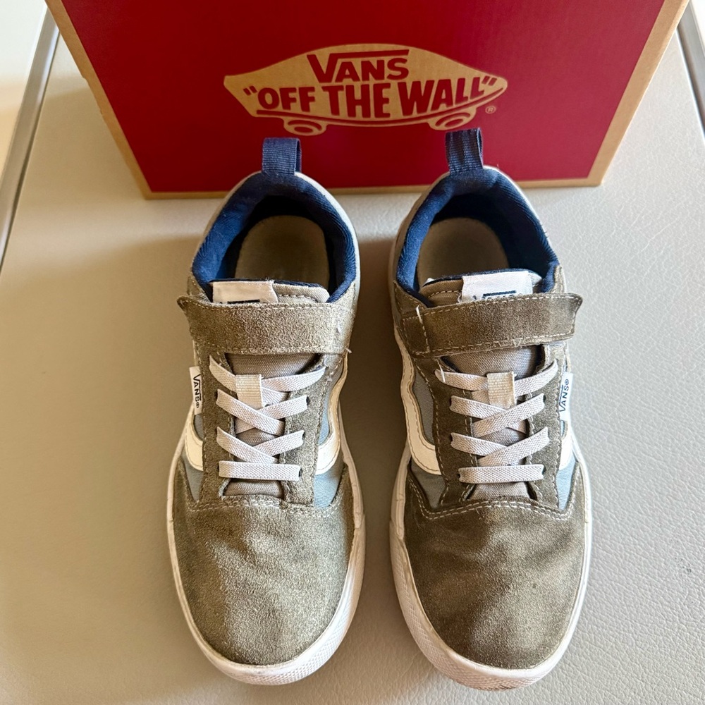 VANS UltraRange V Shoe Multi-Terrain, Easy-On, Cushioning | Size 3Y | Blue/Gray